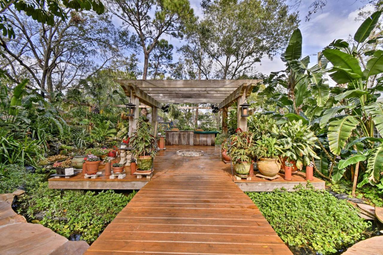 Sarasota Bungalow With Pergola, Garden And Waterfalls! Βίλα Εξωτερικό φωτογραφία