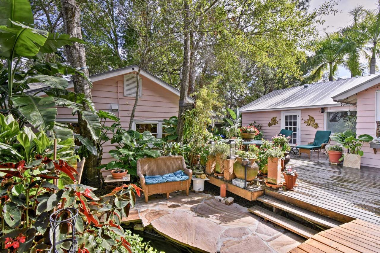 Sarasota Bungalow With Pergola, Garden And Waterfalls! Βίλα Εξωτερικό φωτογραφία