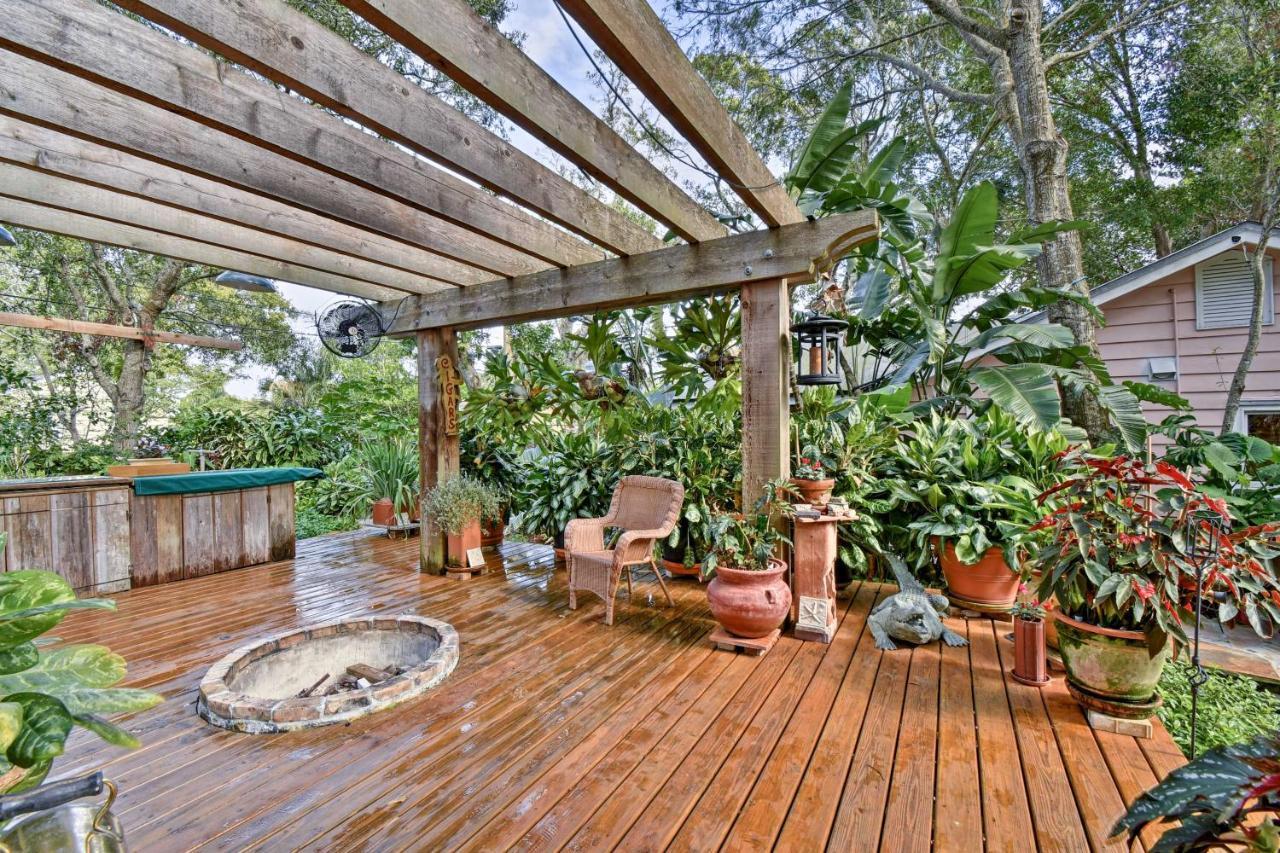 Sarasota Bungalow With Pergola, Garden And Waterfalls! Βίλα Εξωτερικό φωτογραφία